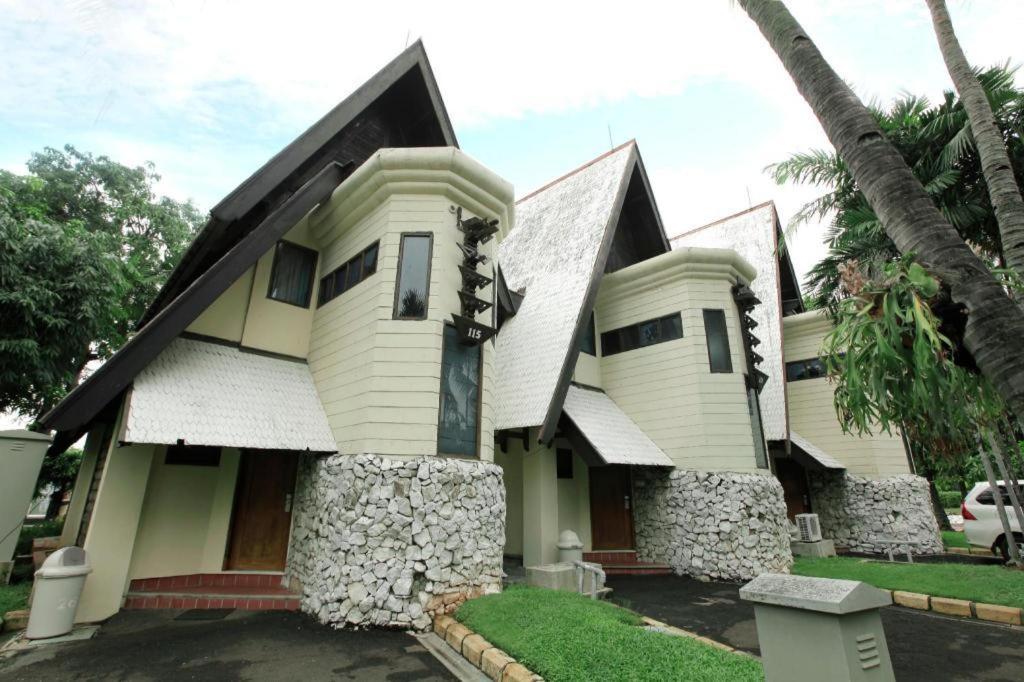 Hotel Putri Duyung Ancol Jakarta Exterior foto